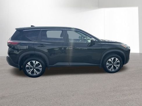 Certified 2022 Nissan Rogue SV image 33