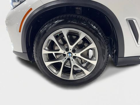 Used 2019 BMW X5 xDrive40i w/ Convenience Package image 44