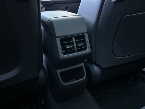 New 2027 Kia Seltos X-Line S w/ X-Line S Premium Package AWD/4WD image 16