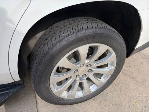 Used 2023 Chevrolet Tahoe Premier AWD/4WD image 9