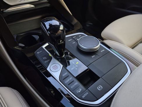 Certified 2022 BMW X3 xDrive30i w/ Convenience Package image 17