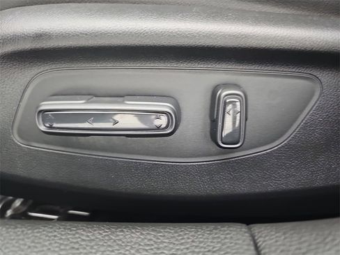 Certified 2023 Honda Civic Touring image 36