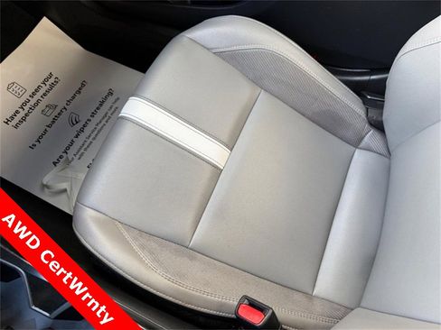 Used 2025 Toyota Camry LE image 27