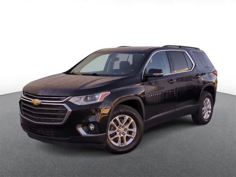 Used 2020 Chevrolet Traverse LT image 1