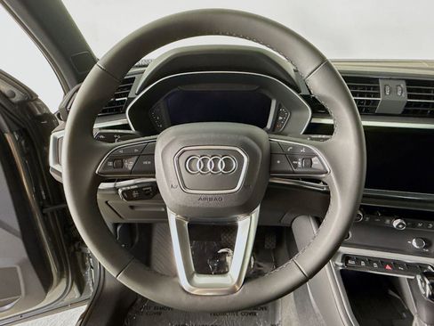 Certified 2025 Audi Q3 2.0T Premium w/ Convenience Package AWD/4WD image 11