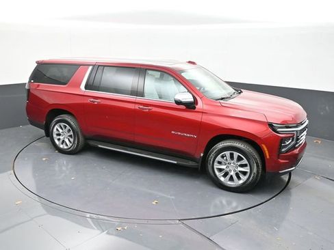 New 2025 Chevrolet Suburban Premier image 65