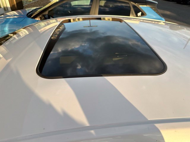 Used 2014 Ford Fusion SE w/ Equipment Group 202A FWD image 5