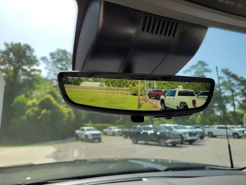 New 2025 GMC Sierra 3500 Denali w/ Denali Reserve Package image 21