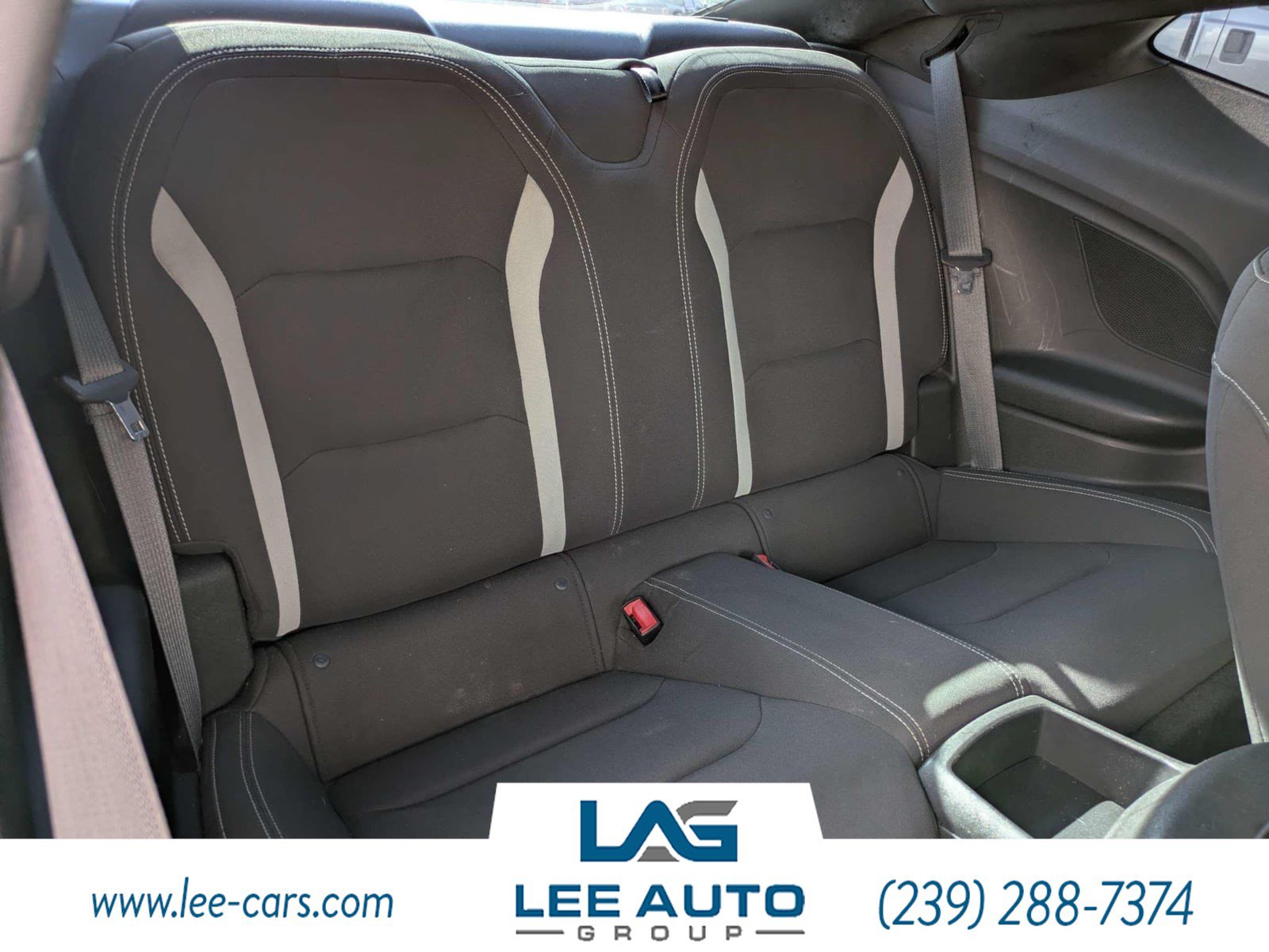 Used 2018 Chevrolet Camaro LT RWD image 11