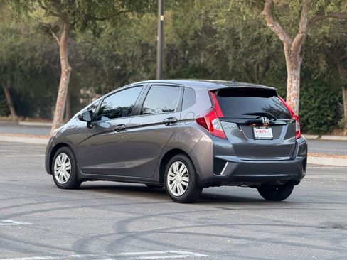 Used 2017 Honda Fit LX image 3