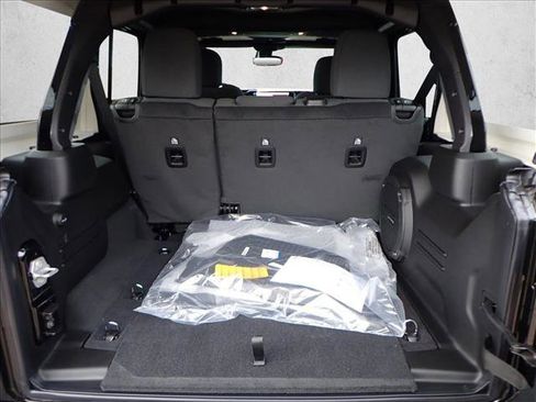 New 2026 Jeep Wrangler Unlimited Rubicon image 8