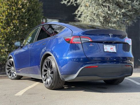 Used 2022 Tesla Model Y Performance image 19