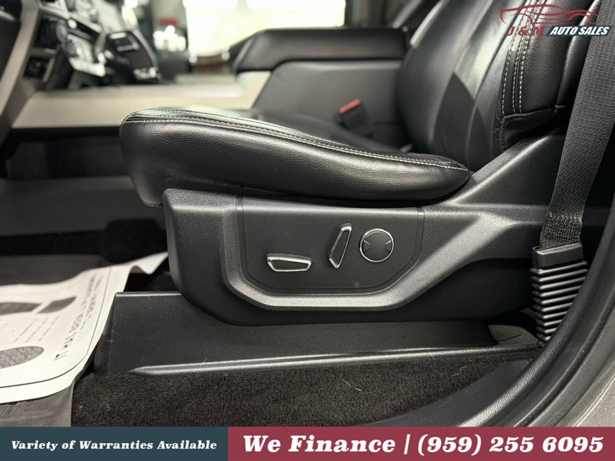 Used 2018 Ford F150 Lariat w/ Equipment Group 502A Luxury AWD/4WD image 32
