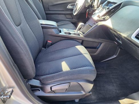 Used 2013 Chevrolet Equinox LS image 26