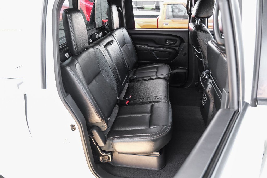 Used 2019 Nissan Titan SL w/ Midnight Edition RWD image 38