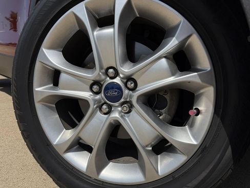 Used 2015 Ford Escape Titanium FWD image 10