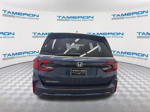 Used 2025 Honda Odyssey EX-L image 4