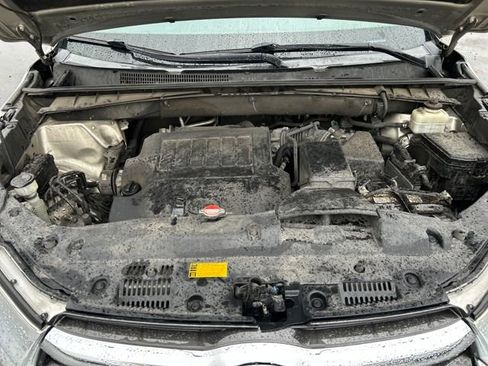 Used 2016 Toyota Highlander Plus image 30