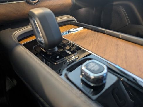 Used 2023 Volvo XC90 B6 Plus w/ Protection Package Premier image 26