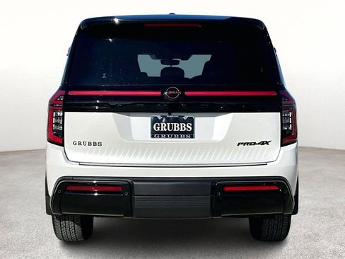 Used 2025 Nissan Armada PRO-4X w/ Pro-4X Premium Package image 6