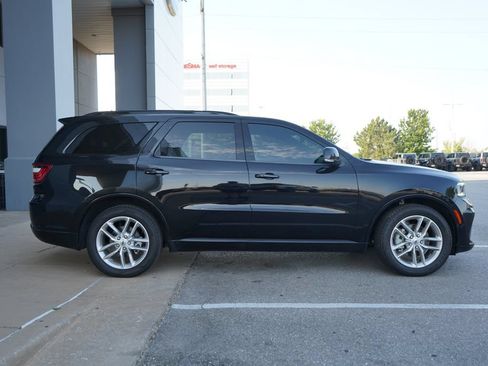 Used 2024 Dodge Durango GT RWD image 8