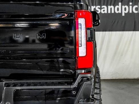Used 2025 Ford F250 Platinum AWD/4WD image 45