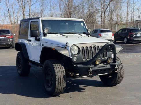 Used 2014 Jeep Wrangler Sport image 3