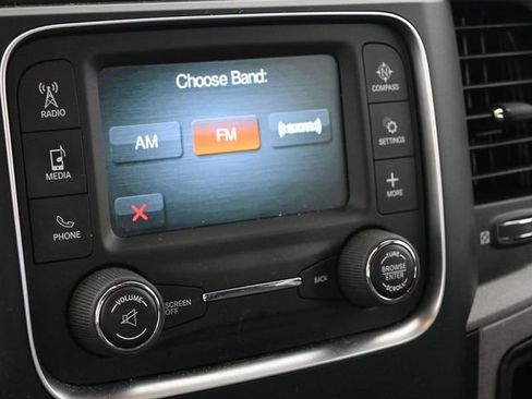 Used 2017 RAM 1500 Express image 27