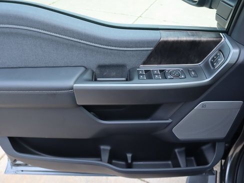 New 2026 Ford F250 Lariat w/ Black Appearance Package image 20