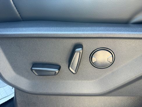 New 2025 Ford Expedition Platinum w/ Stealth Performance Package image 25