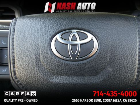 Used 2025 Toyota Tacoma Limited AWD/4WD image 73