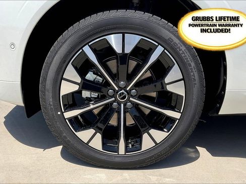 New 2026 Volvo XC60 B5 Plus w/ Protection Package Premier image 25