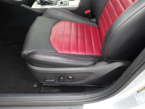 Used 2019 Kia Optima SX image 11