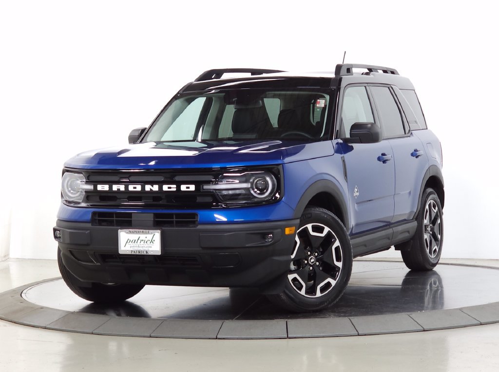 Used 2023 Ford Bronco Sport Outer Banks w/ Tech Package AWD/4WD image 1