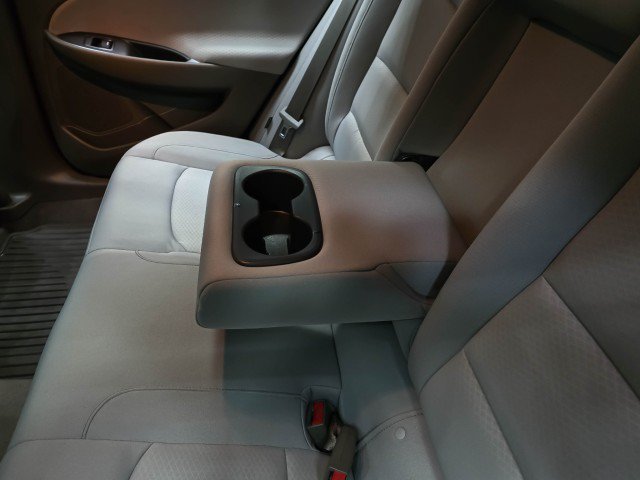 Used 2020 Chevrolet Malibu LT FWD image 18