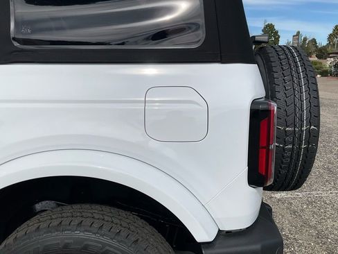 New 2025 Ford Bronco Outer Banks image 15