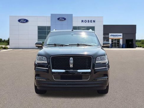 Used 2022 Lincoln Navigator Reserve AWD/4WD image 8