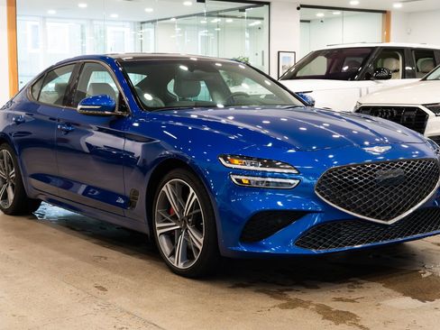 Used 2024 Genesis G70 3.3T Advanced image 3