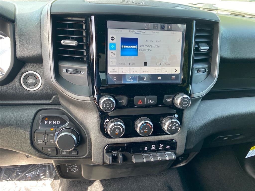 New 2026 RAM 1500 Warlock AWD/4WD image 7