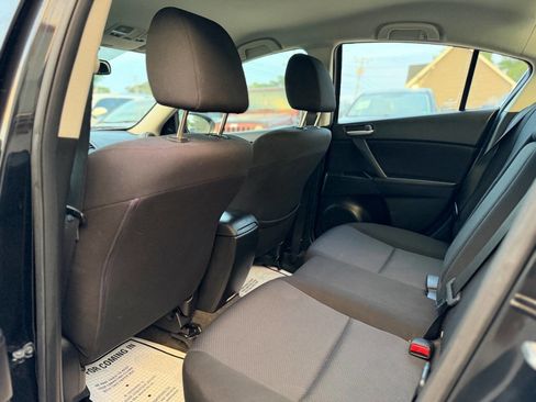 Used 2011 MAZDA MAZDA3 i Touring image 14