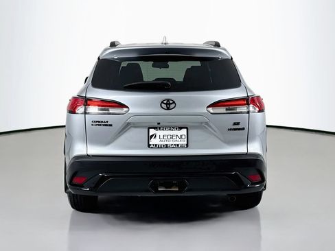 Used 2024 Toyota Corolla Cross AWD Hybrid image 6