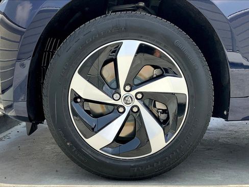 New 2026 Jaguar F-PACE R-Dynamic S image 9