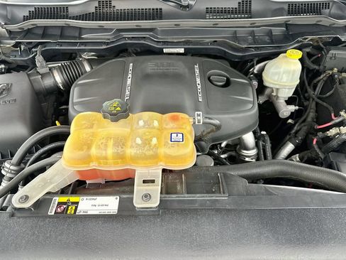 Used 2015 RAM 1500 Limited AWD/4WD image 32