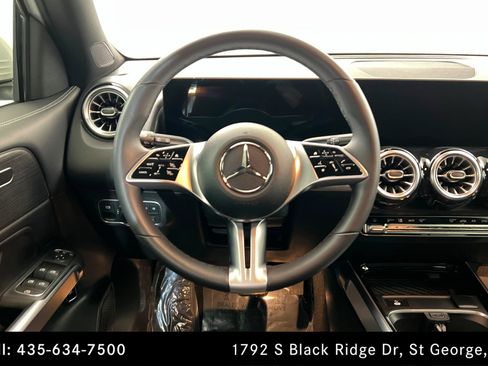 Certified 2026 Mercedes-Benz GLB 250 4MATIC image 12