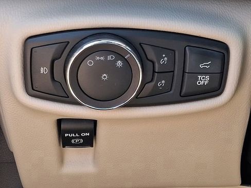 Used 2019 Lincoln Nautilus Reserve image 39