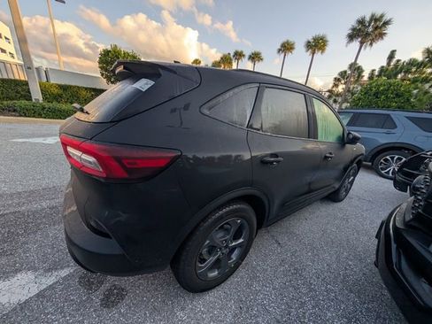 New 2026 Ford Escape ST-Line FWD image 9