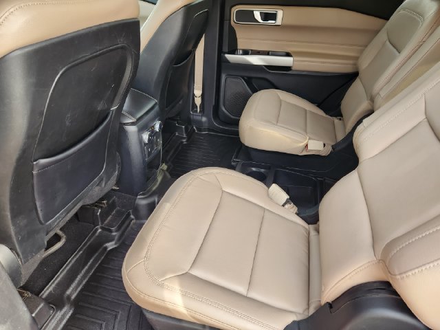 Used 2020 Ford Explorer XLT w/ Equipment Group 202A RWD image 29