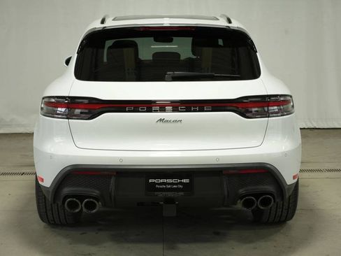 New 2026 Porsche Macan image 12