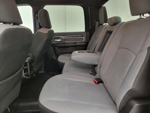 Used 2021 RAM 2500 Big Horn w/ Level 1 Equipment Group AWD/4WD image 44