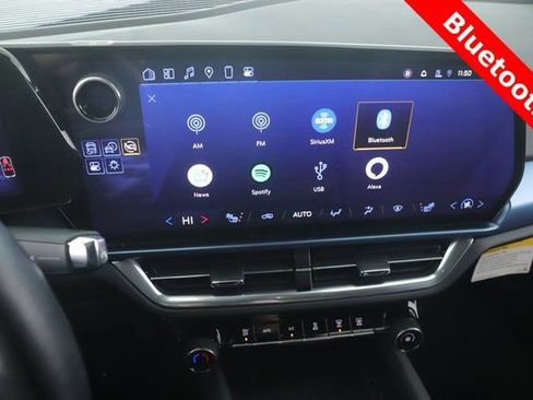 Used 2024 Chevrolet Equinox EV LT w/ Active Safety Package 3 image 5